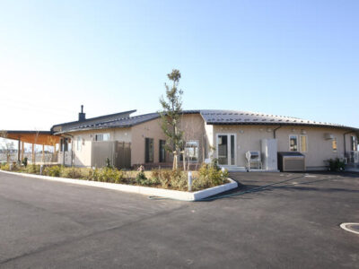 【完全週休2日制で土日休み/資格手当あり】地域密着型の建築意匠設計募集！